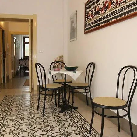 Couette-café Sa Pruninca